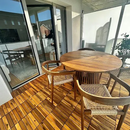Juliette - Grand T2 Elegant Avec Parking Et Terrasse A 2 Pas De La