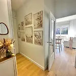 Juliette - Grand T2 élégant Avec Parking Et Terrasse à 2 Pas De La Appartement *