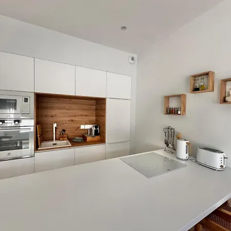Appartamento Juliette - Grand T2 élégant Avec Parking Et Terrasse à 2 Pas De La