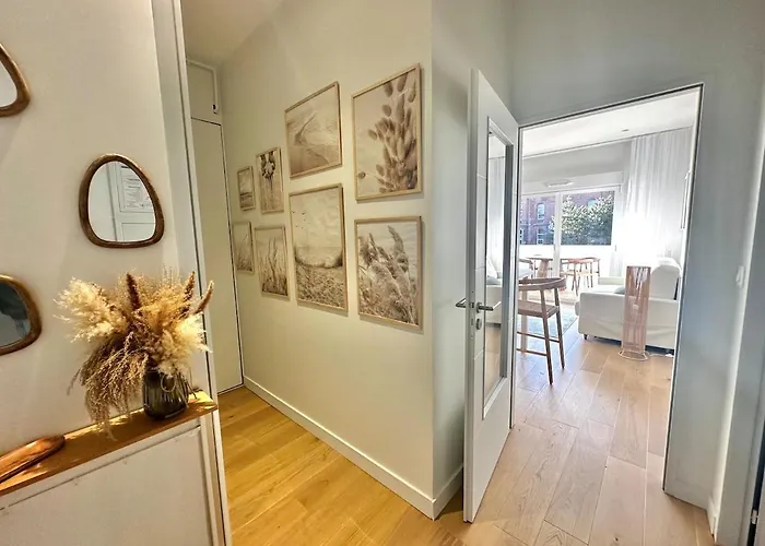 Juliette - Grand T2 Elegant Avec Parking Et Terrasse A 2 Pas De La Apartment *