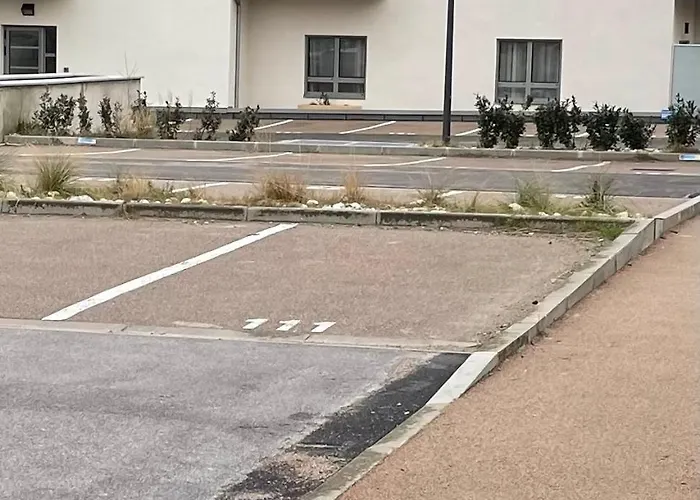 Apartment Juliette - Grand T2 Elegant Avec Parking Et Terrasse A 2 Pas De La *